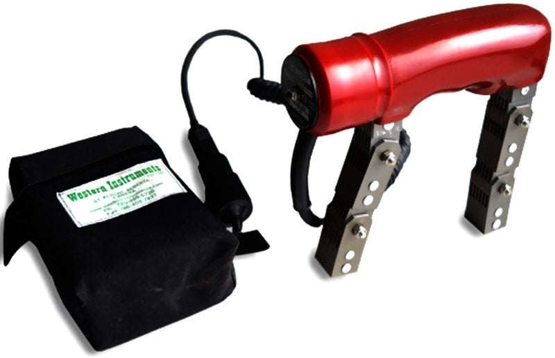 Western Instruments WC-8 Compact 12 Volt Pulsed DC Magnetic Yoke with 7 Amp-Hour Battery